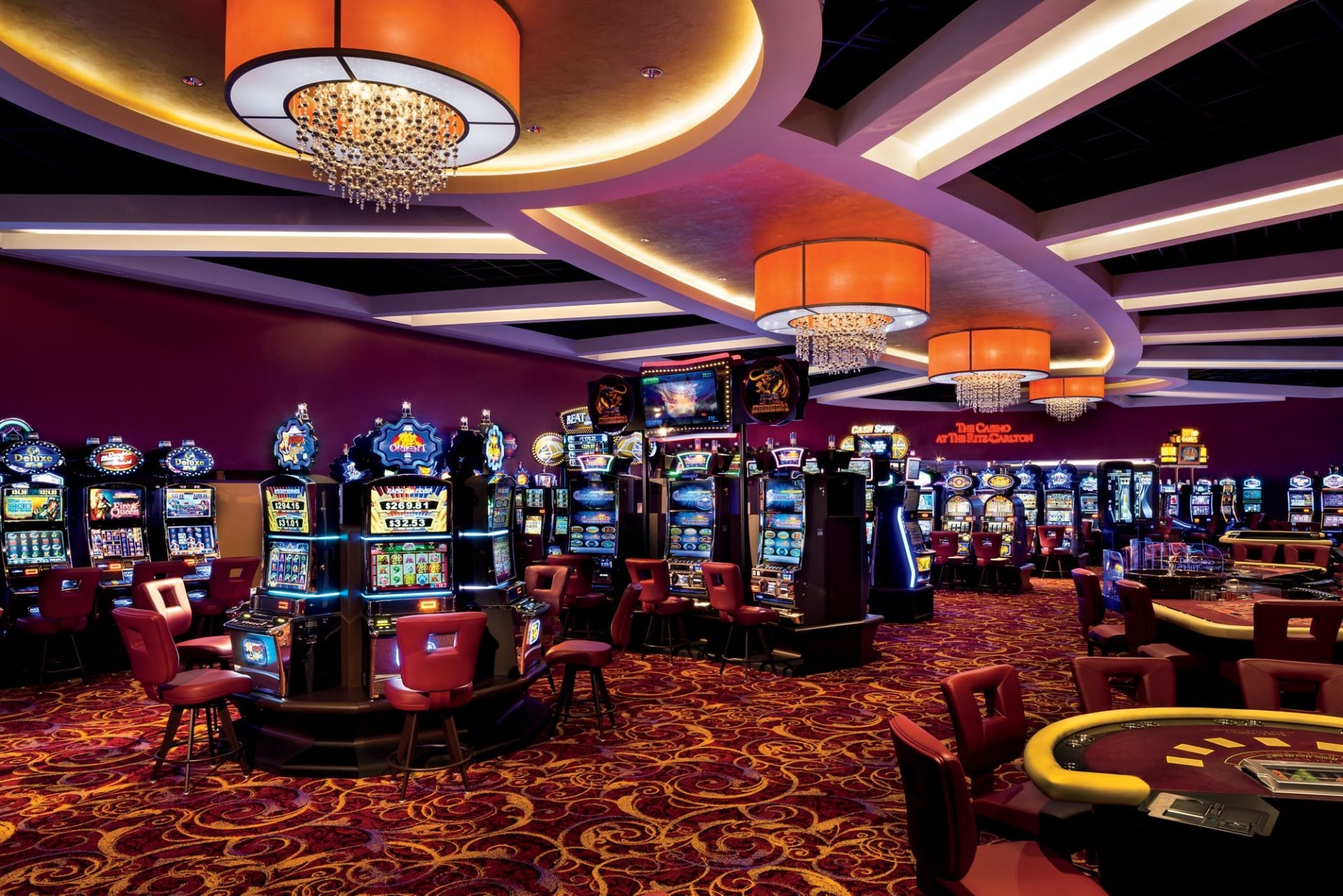 Eşsiz Slot Makineleri: Geleceğin Kazanç Potansiyeli